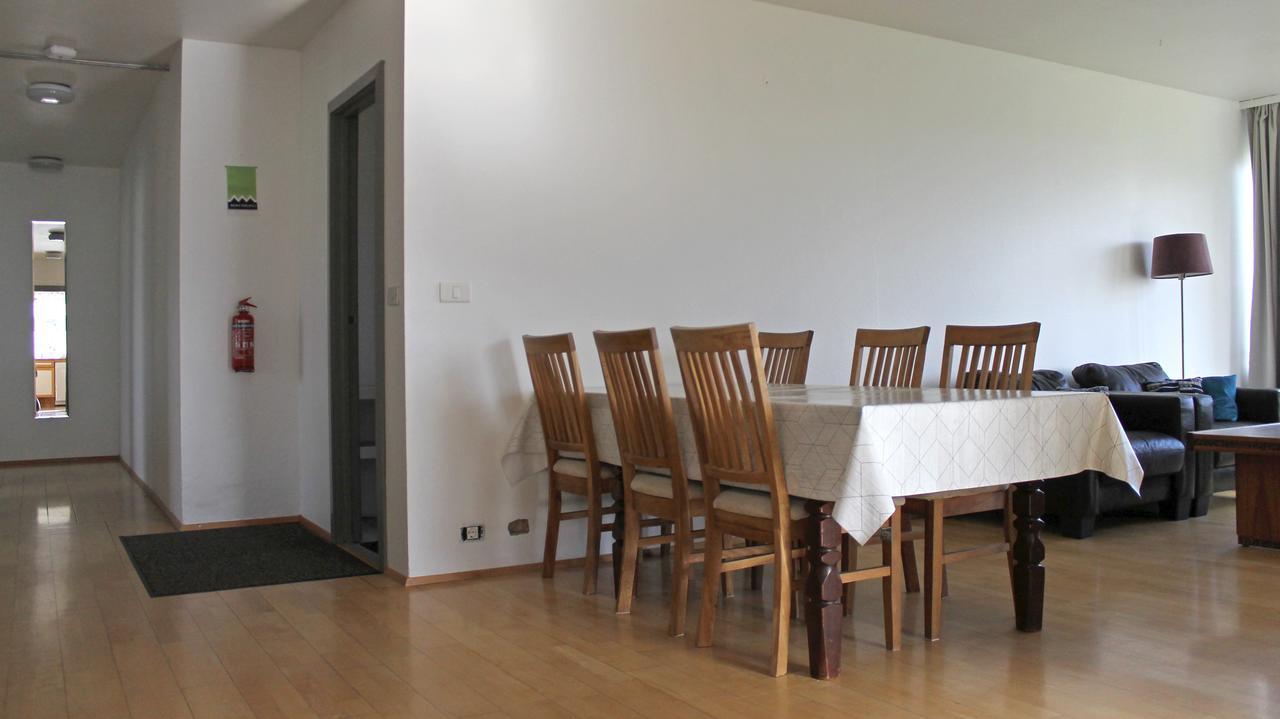 Mora Guesthouse Hagi  Esterno foto